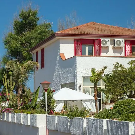 On The Sea Le Capannine Villa *