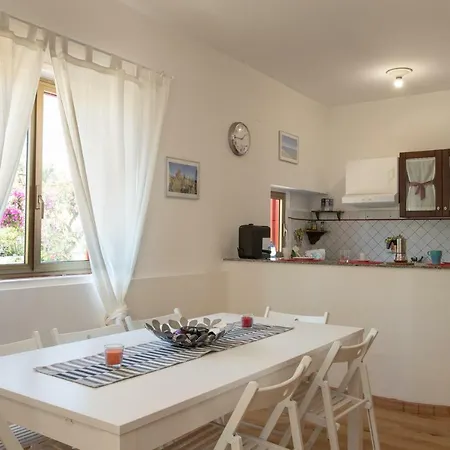 Villa On The Sea Le Capannine